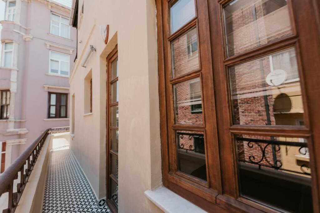 Galadoo Suites 3Rd Floor Istanbul Bagian luar foto
