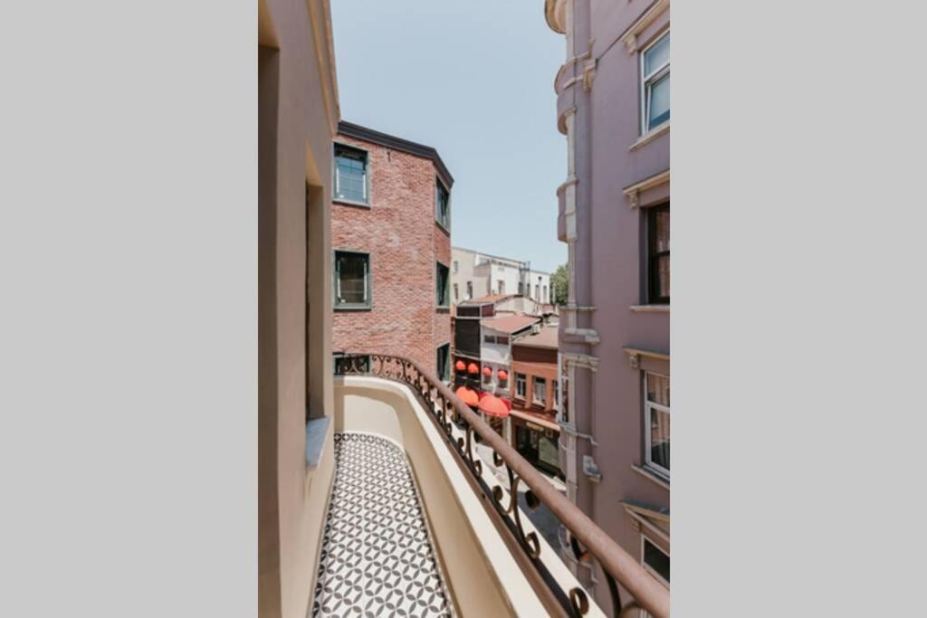 Galadoo Suites 3Rd Floor Istanbul Bagian luar foto